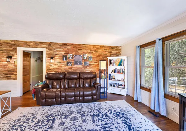 $345,000 | 353 Harvard Terrace, Frankfort, IN 46041