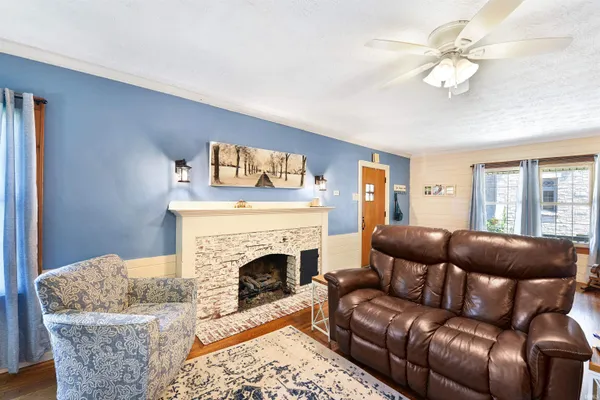 $345,000 | 353 Harvard Terrace, Frankfort, IN 46041