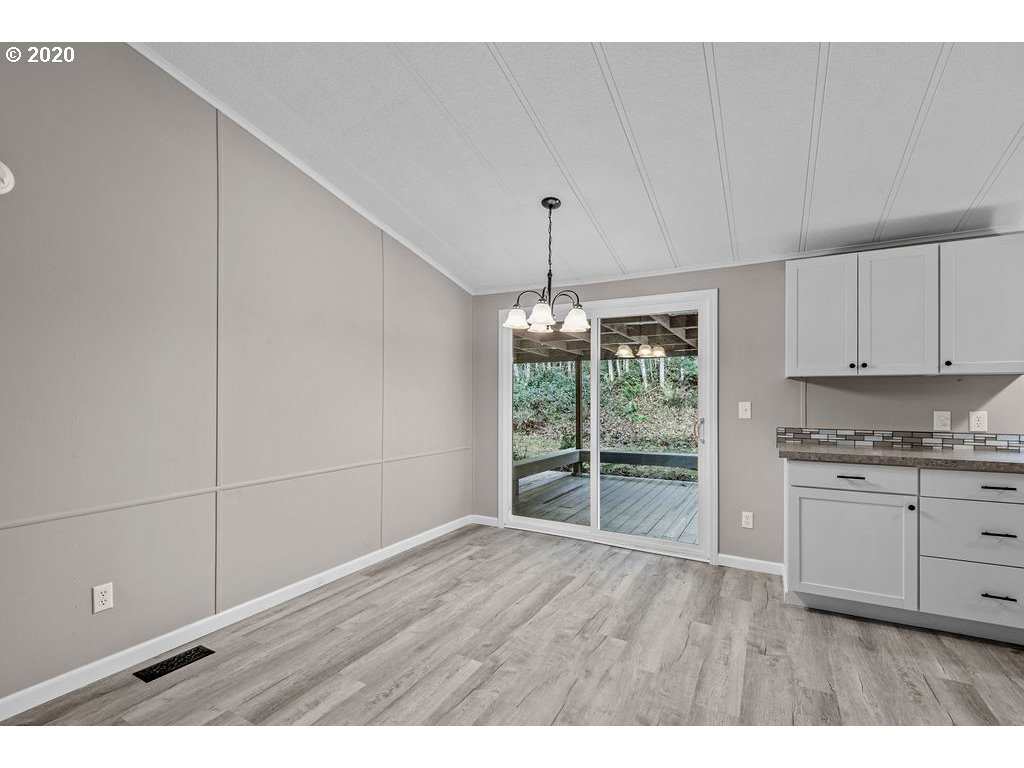 1006 Fir Lane Road Castle Rock, WA 98611 - Photo 8 of 23 Gallery Image 8