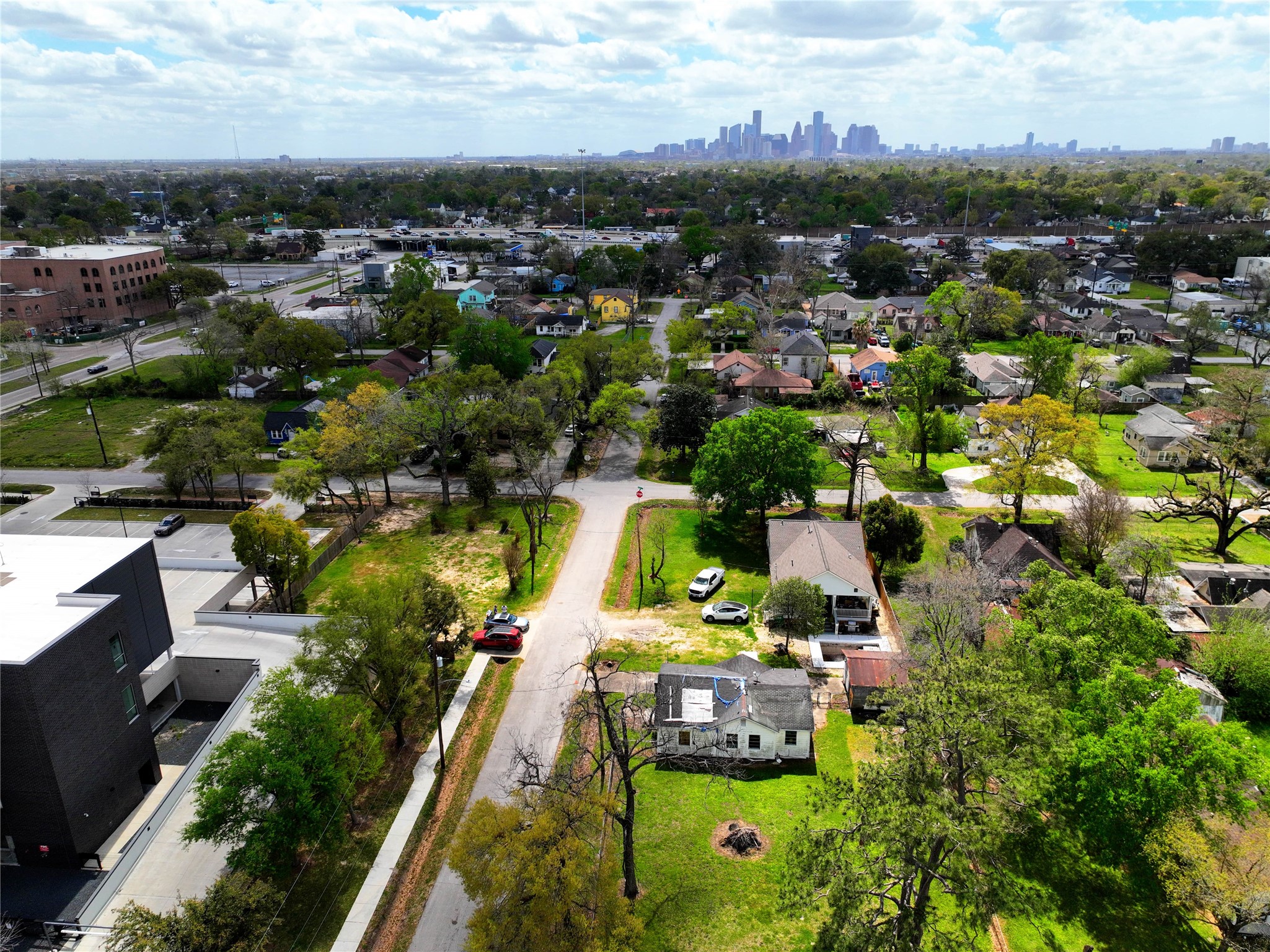 6515 Lloyd Street Houston, TX 77022 - Photo 8 of 34 a view of a city