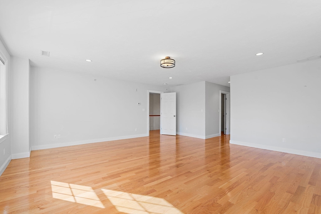 215 Rangeway Road, Unit 12 North Billerica, MA 01862 - Photo 18 of 29