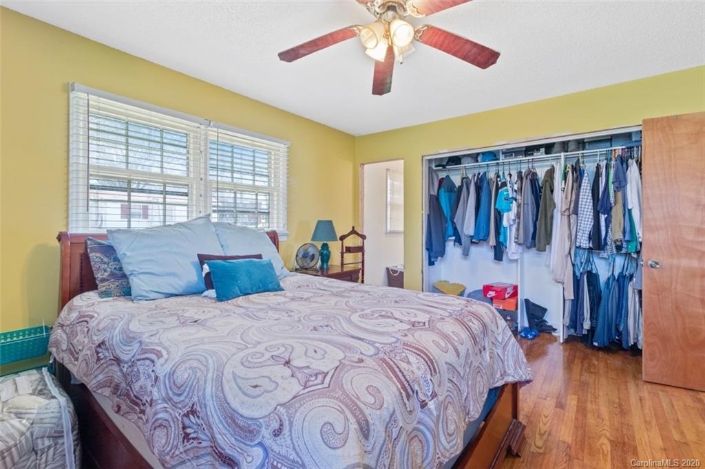 5124 Cheviot Road Charlotte, NC 28269 - Photo 16 of 34