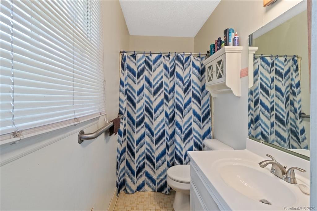 5124 Cheviot Road Charlotte, NC 28269 - Photo 34 of 34