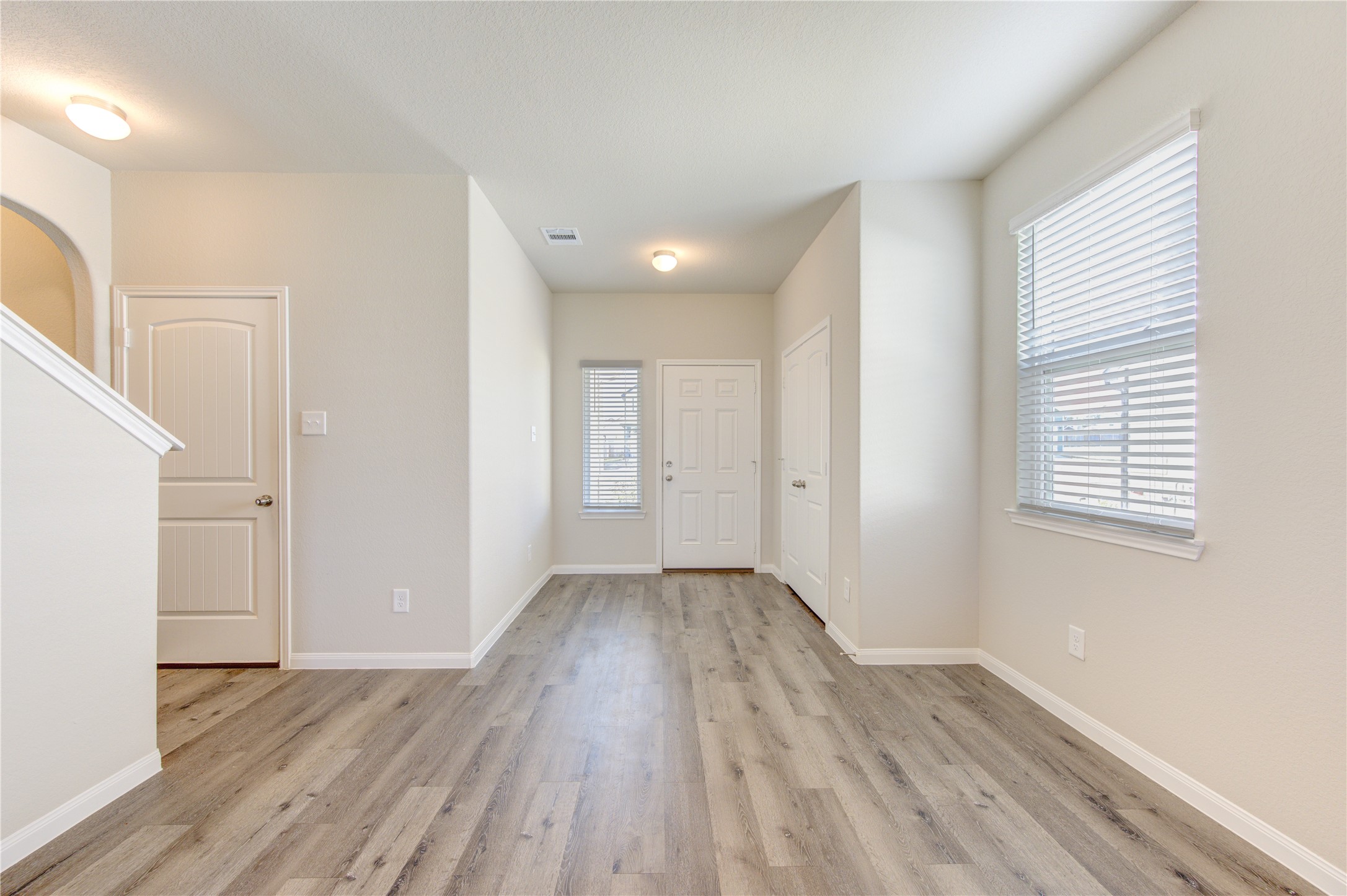 2534 Sturgeon Way Conroe, TX 77384 - Photo 7 of 28