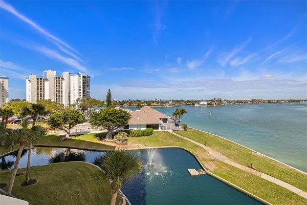 $2,800 | 9425 Blind Pass Road, Unit 408, St. Pete Beach, FL 33706