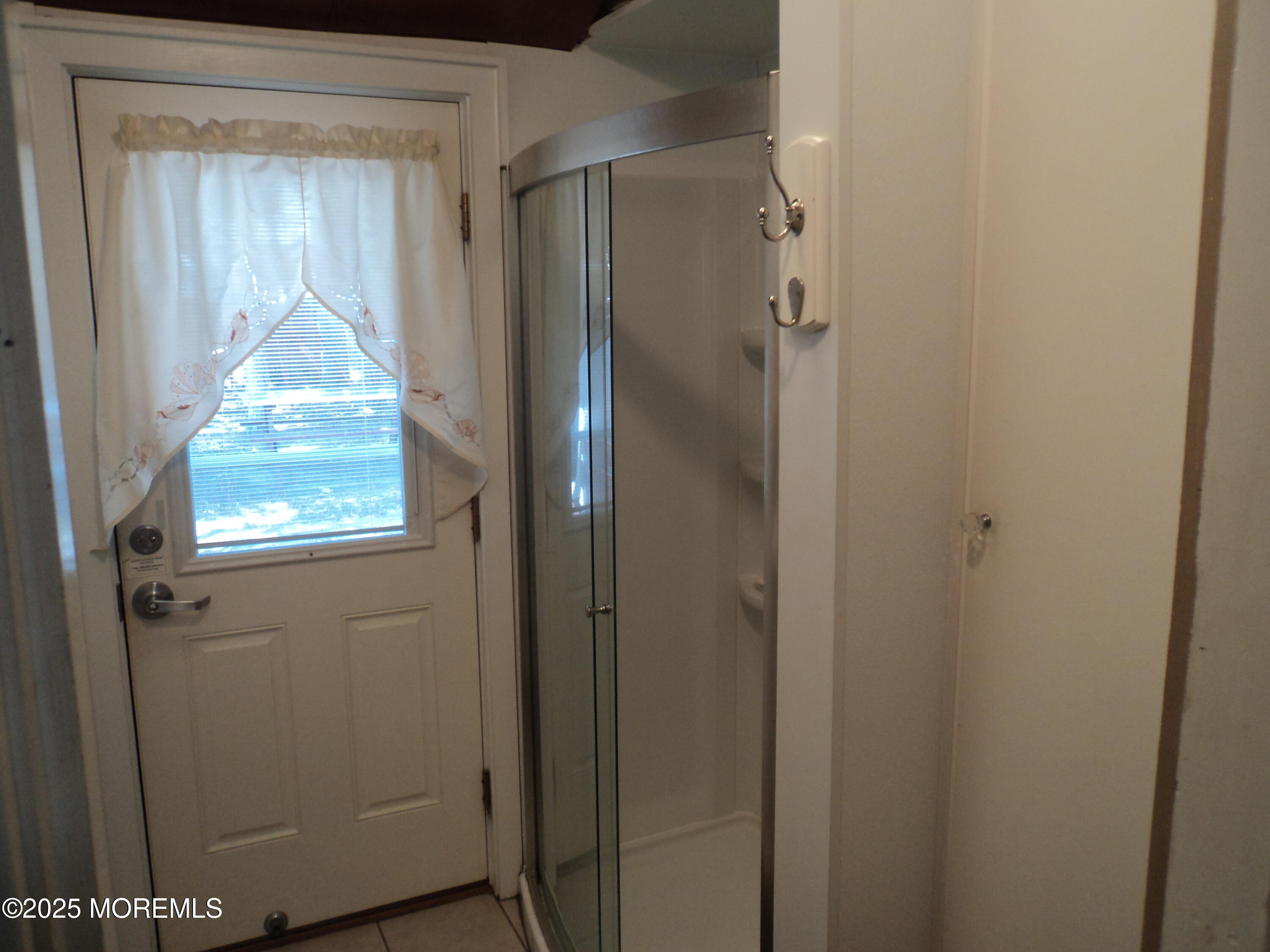 128 George Road Toms River, NJ 08753 - Photo 11 of 26 DSC07082