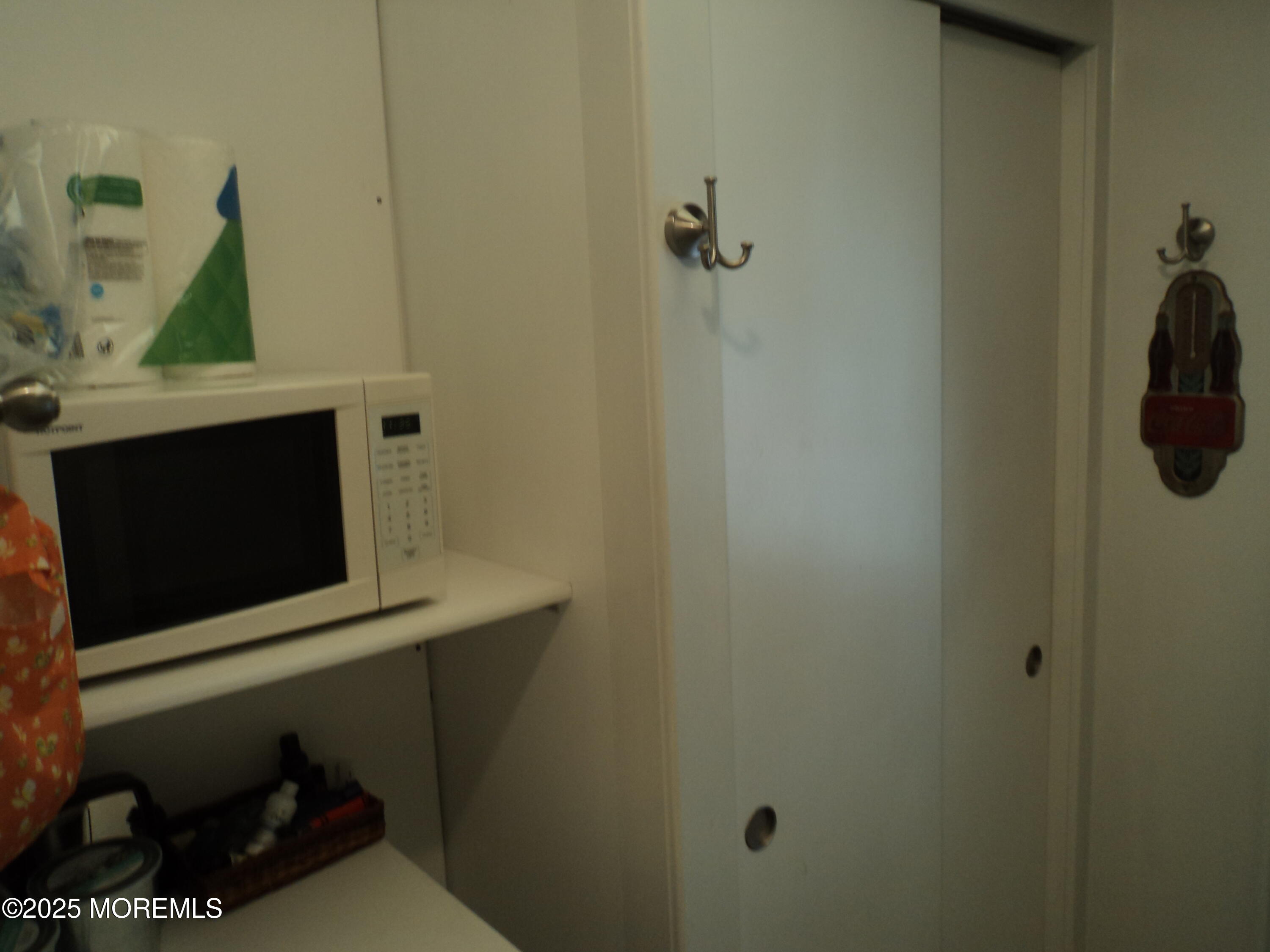 128 George Road Toms River, NJ 08753 - Photo 12 of 26 DSC07083