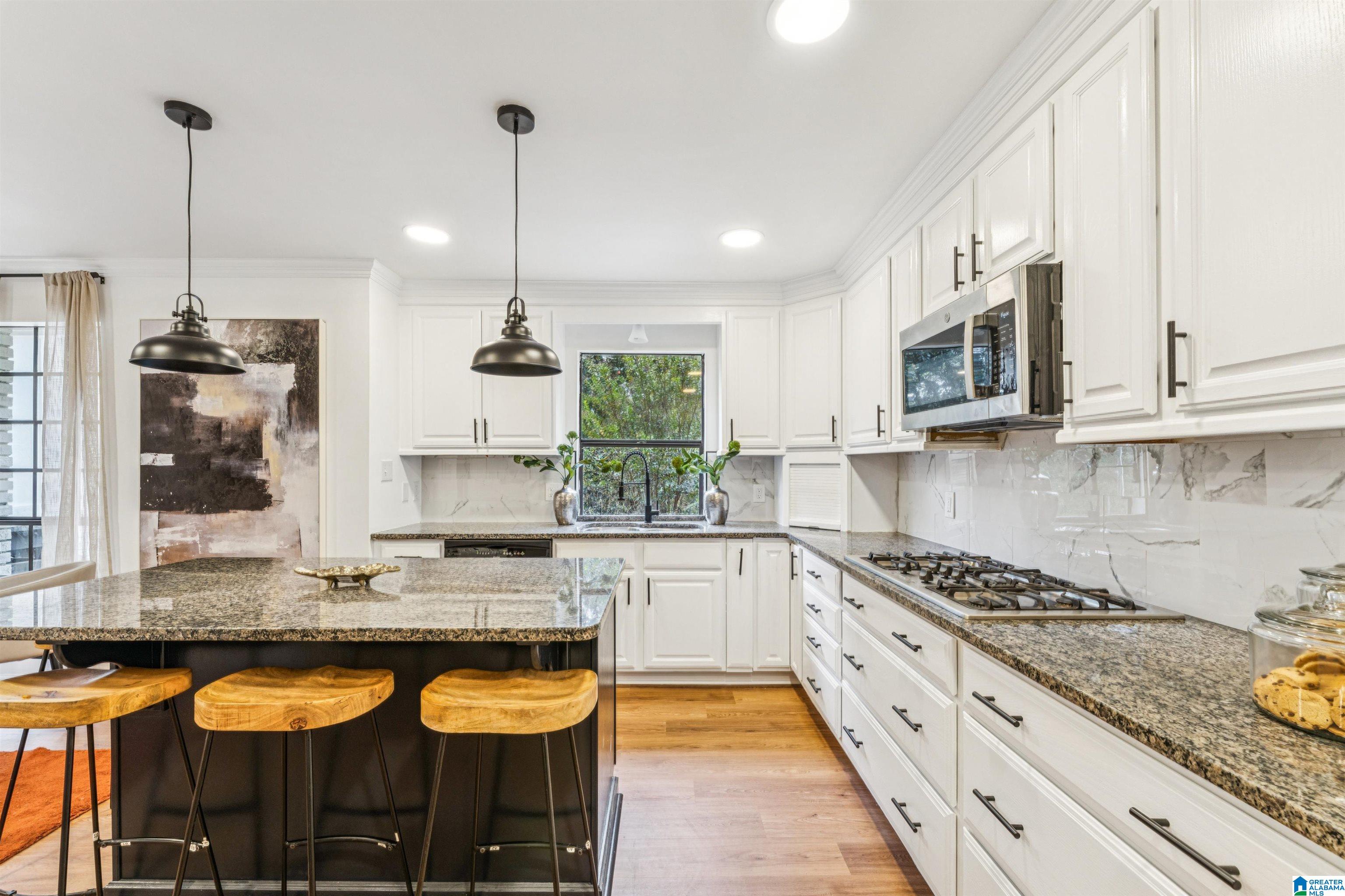 5720 Overton Road Birmingham, AL 35210 - Photo 3 of 40