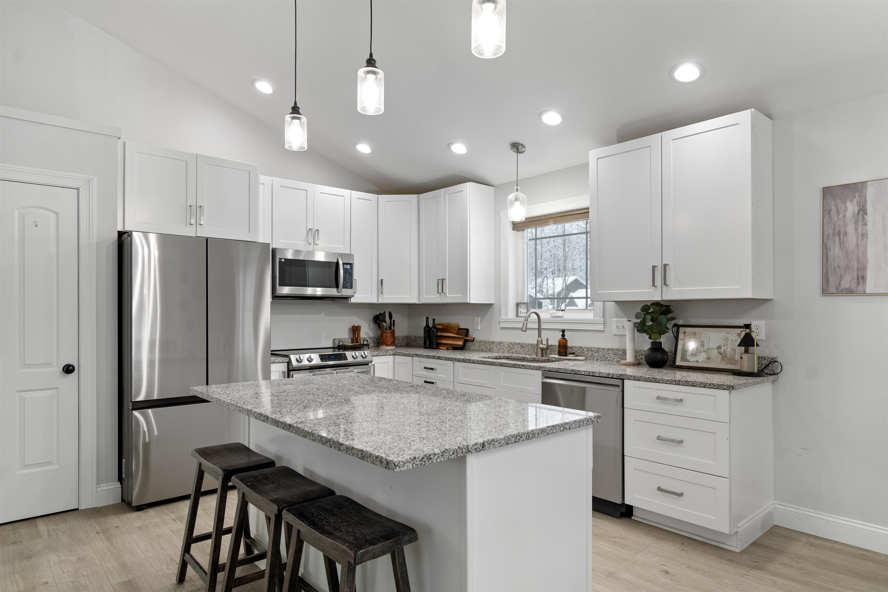 60 Appletree Road Fairfax, VT 05454 - Photo 7 of 57