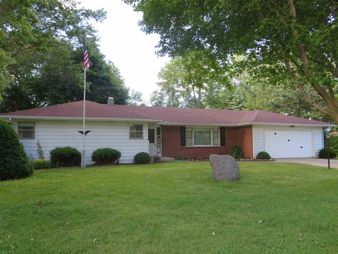 5840 Linden Road Rockford, IL 61109 - Photo 1 of 23 Gallery Image 1