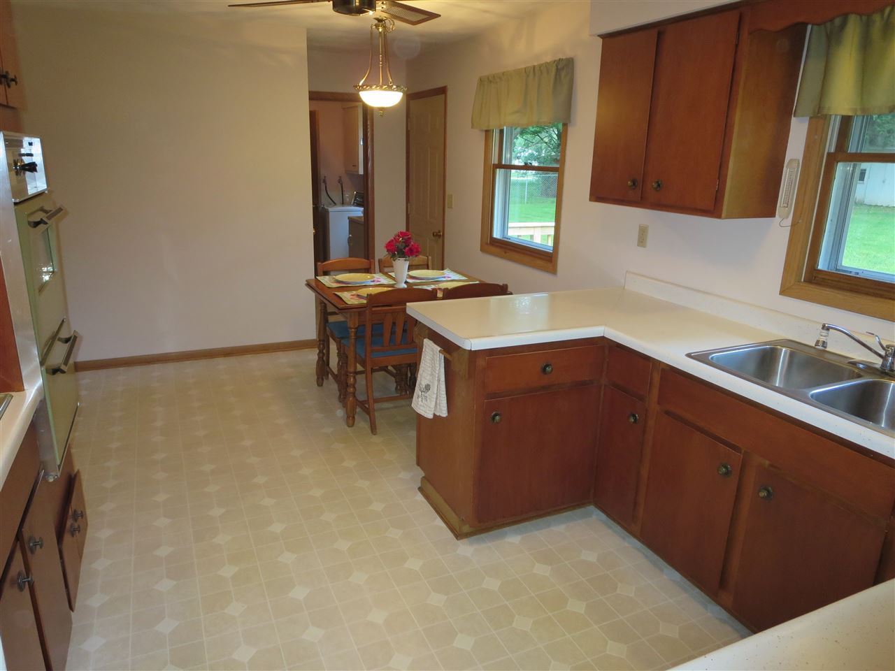 5840 Linden Road Rockford, IL 61109 - Photo 10 of 23 Gallery Image 10
