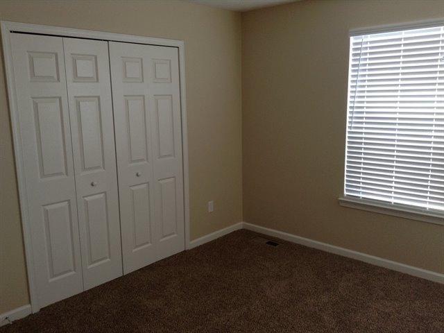 5323 Rivers Edge Boulevard Dayton, OH 45414 - Photo 7 of 10