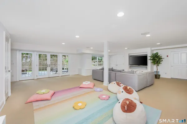 $4,195,000 | 43 Stony Brook Road, Darien, CT 06820