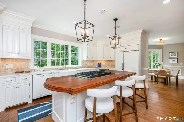 $4,195,000 | 43 Stony Brook Road, Darien, CT 06820