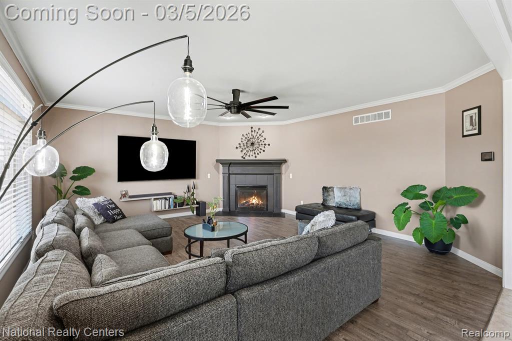50374 Nesting Ridge Drive Macomb, MI 48044 - Photo 8 of 47