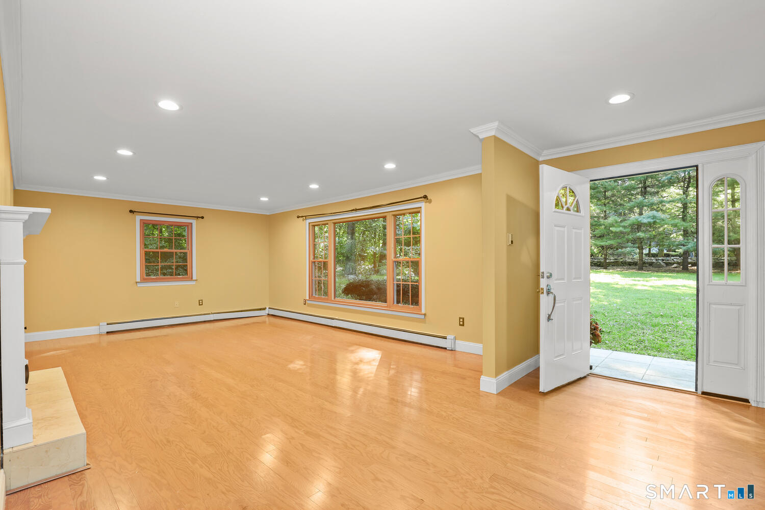 122 Deforest Road Wilton, CT 06897 - Photo 7 of 40