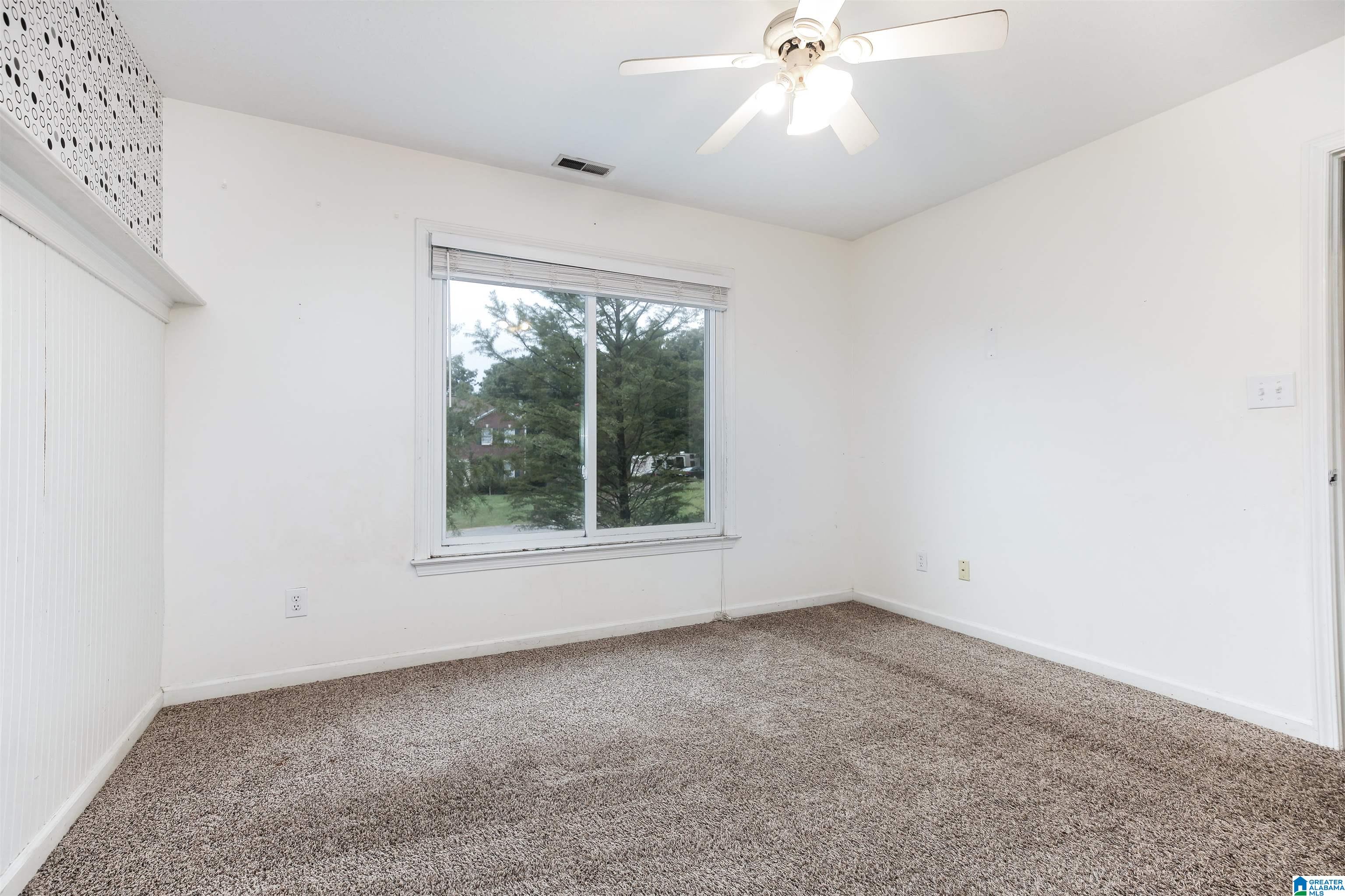 156 Longfeather Lane Alabaster, AL 35007 - Photo 5 of 36