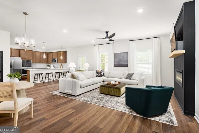 $499,990 | 142 Post Oak Drive, Unit 136, Jackson, GA 30233