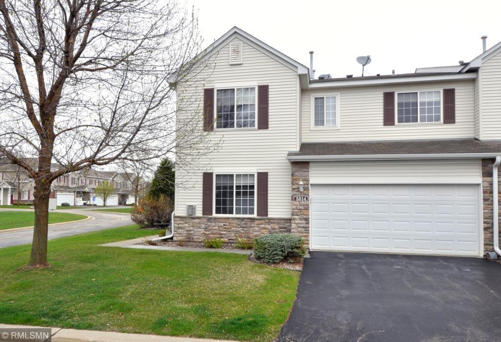 5814 Sandcherry Place Northwest Rochester, MN 55901 - Photo 3 of 22 Gallery Image 3