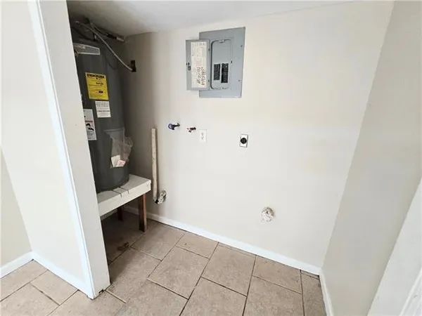 $1,200 | 3329 Golden Drive, Unit B, Chalmette, LA 70043