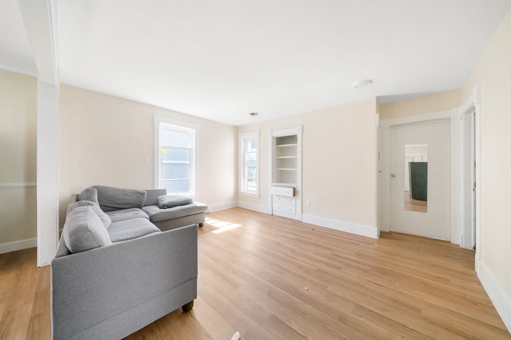 233 Lincoln Street Worcester, MA 01605 - Photo 14 of 30