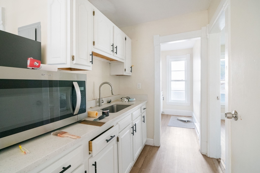 233 Lincoln Street Worcester, MA 01605 - Photo 18 of 30