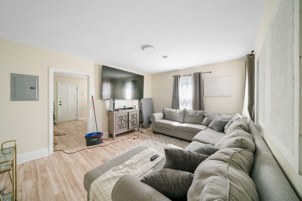233 Lincoln Street Worcester, MA 01605 - Photo 22 of 30