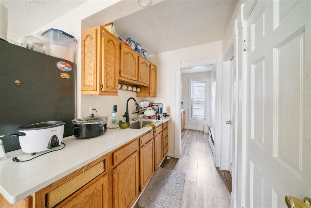 233 Lincoln Street Worcester, MA 01605 - Photo 9 of 30