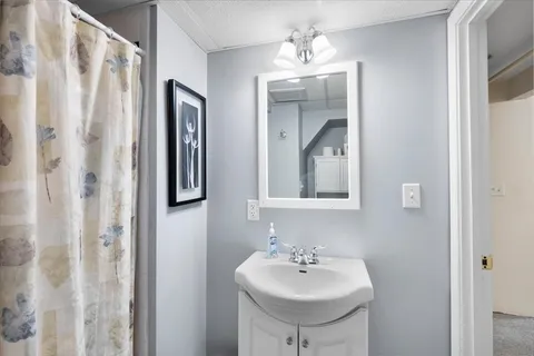 $865,000 | 10 Earnshaw Street, Boston, MA 02132