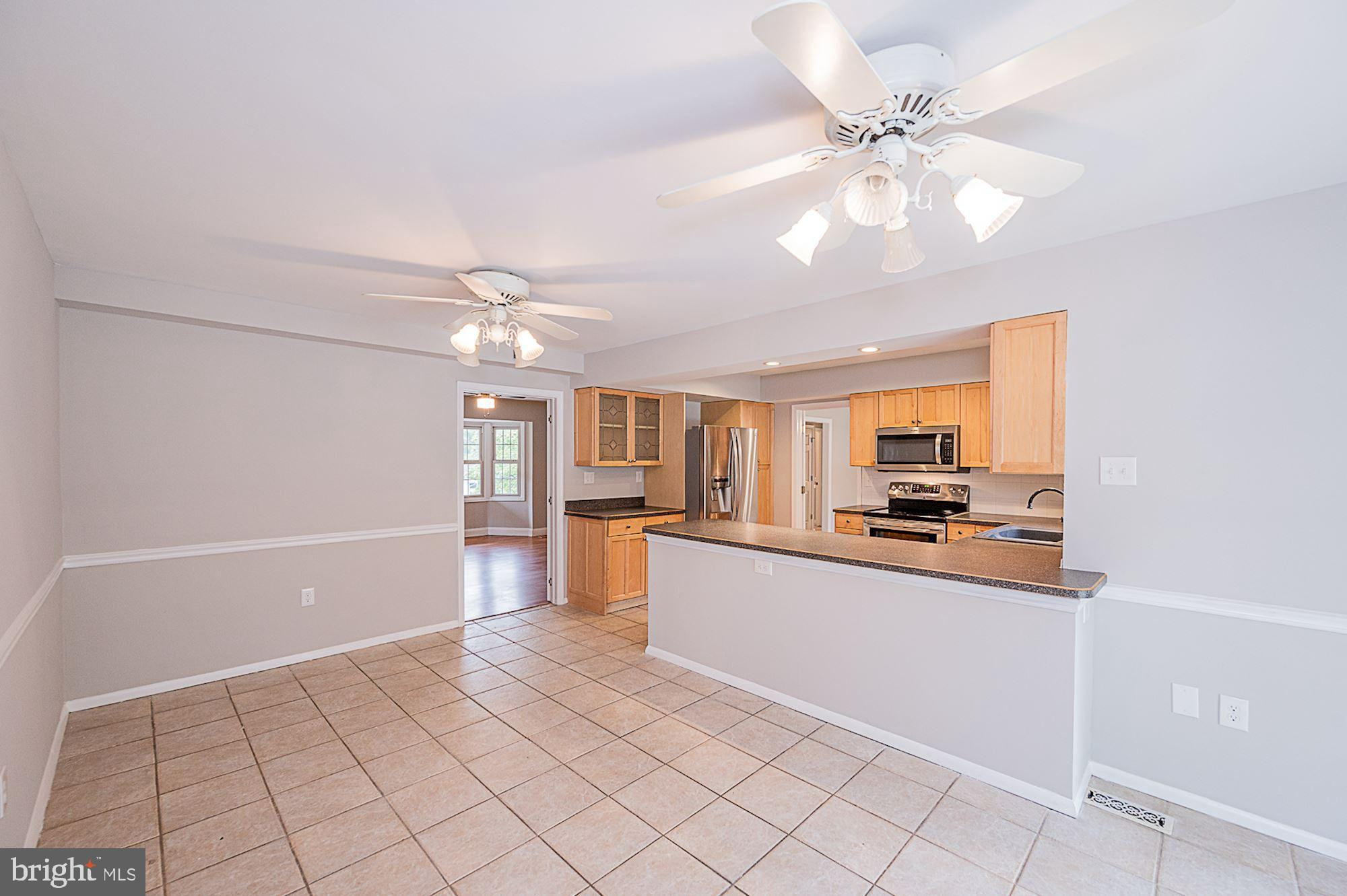 12401 Silverbirch Lane Laurel, MD 20708 - Photo 16 of 50 Breakfast Room
