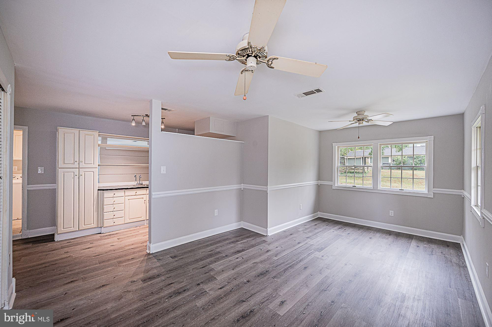 12401 Silverbirch Lane Laurel, MD 20708 - Photo 17 of 50 Family Room