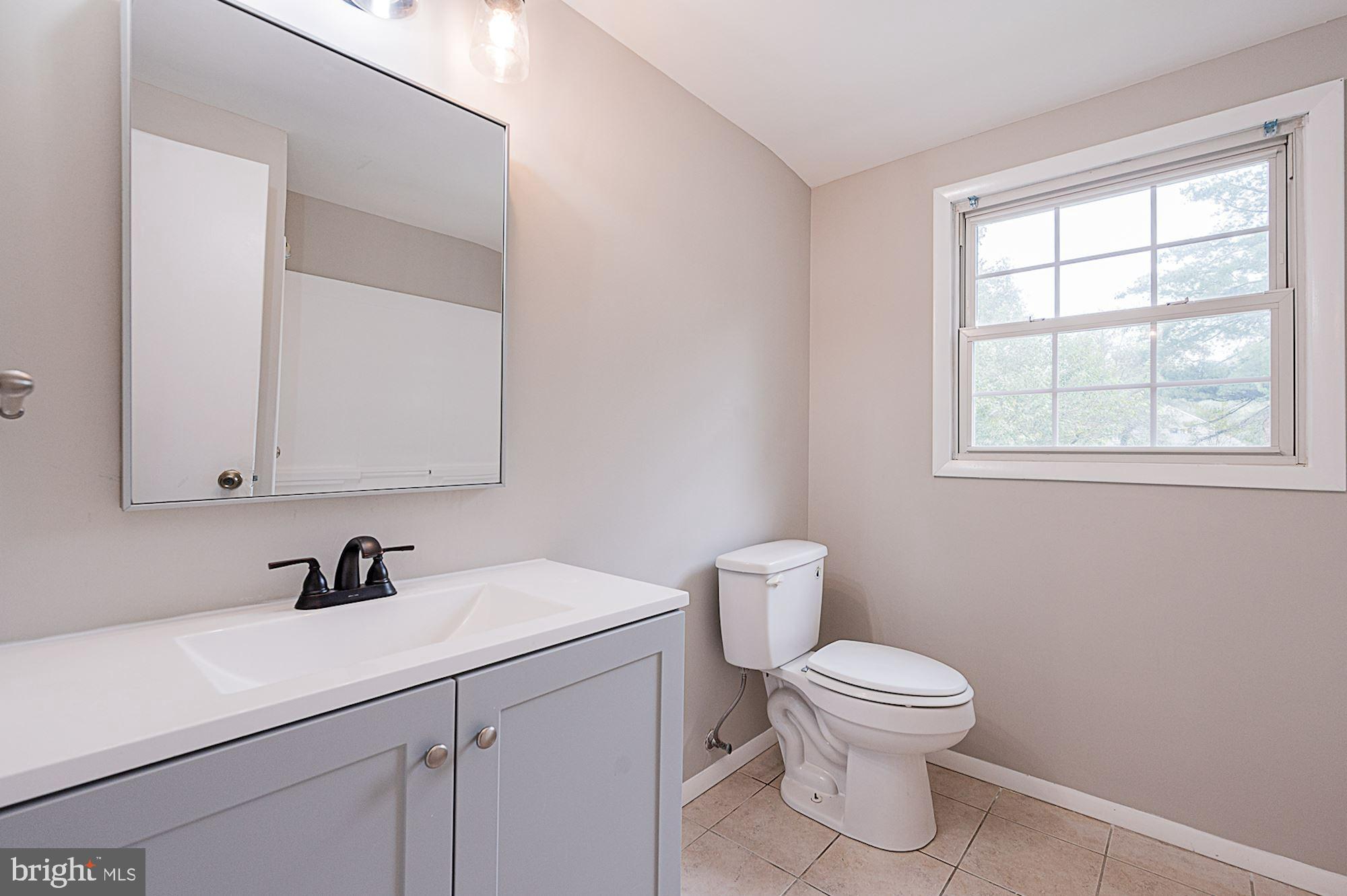 12401 Silverbirch Lane Laurel, MD 20708 - Photo 32 of 50 Full Bath