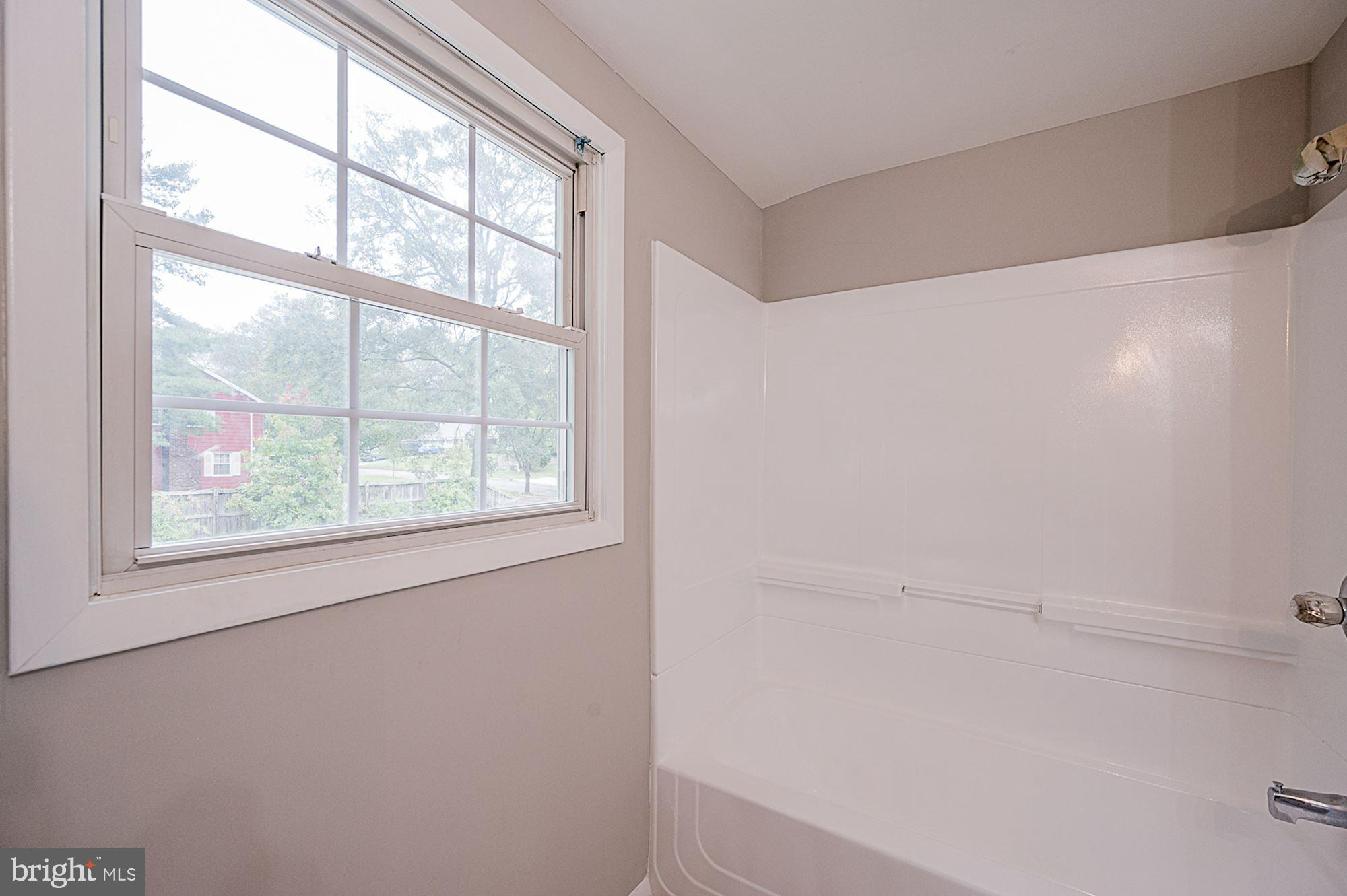 12401 Silverbirch Lane Laurel, MD 20708 - Photo 33 of 50 Full Bath