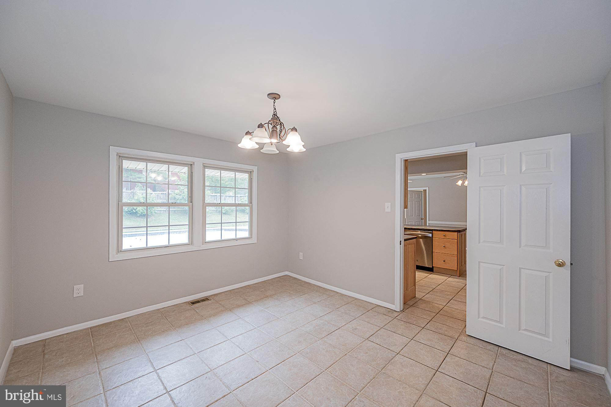 12401 Silverbirch Lane Laurel, MD 20708 - Photo 7 of 50 Dining Room