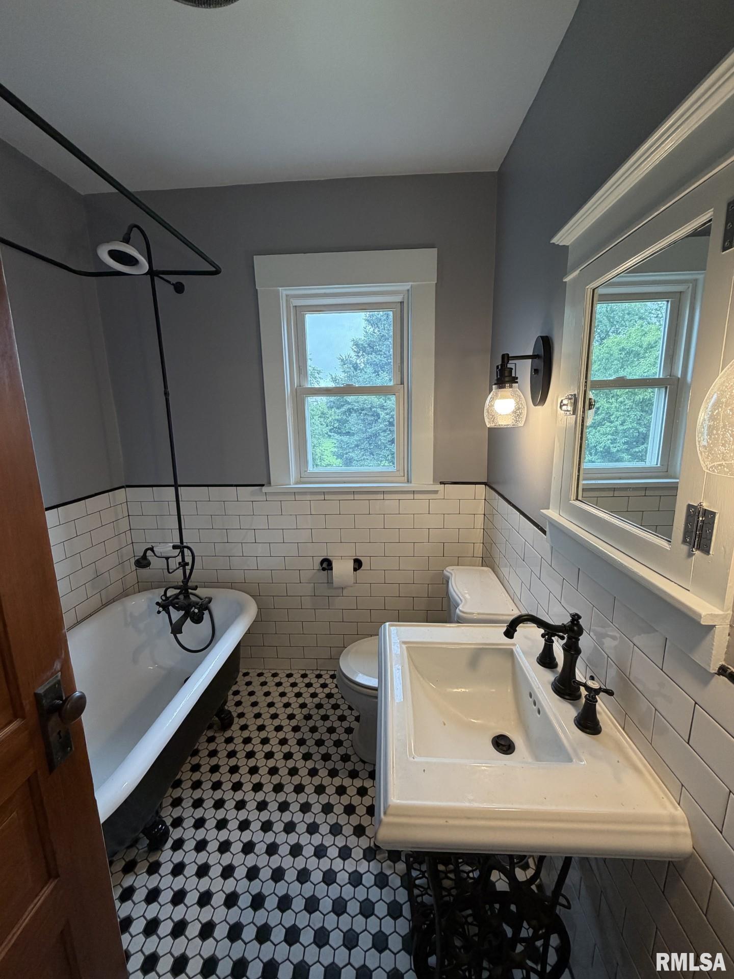 12406 West Akron Road Princeville, IL 61559 - Photo 25 of 40