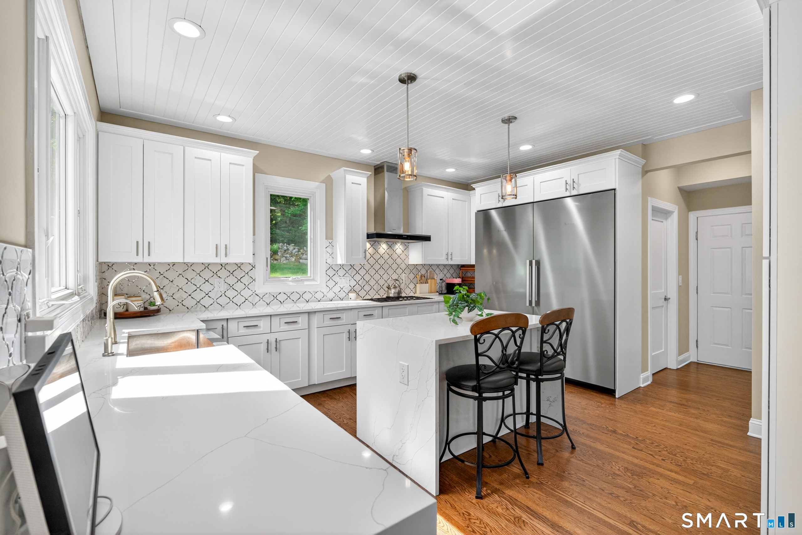 29 Greenleaf Farms Road Newtown, CT 06470 - Photo 12 of 38