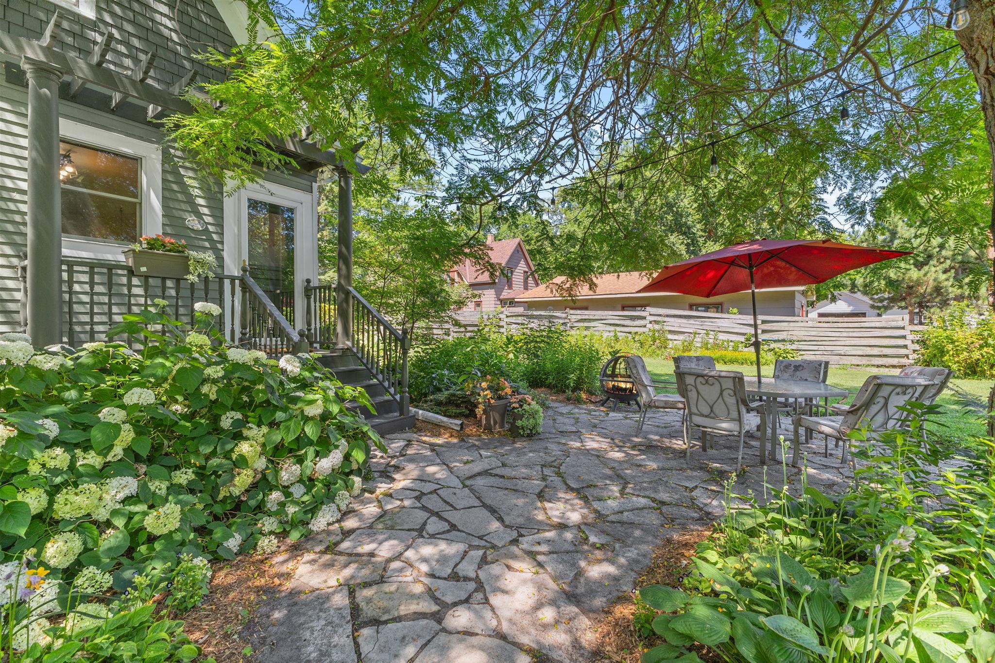 228 Summit Avenue Center City, MN 55012 - Photo 47 of 71