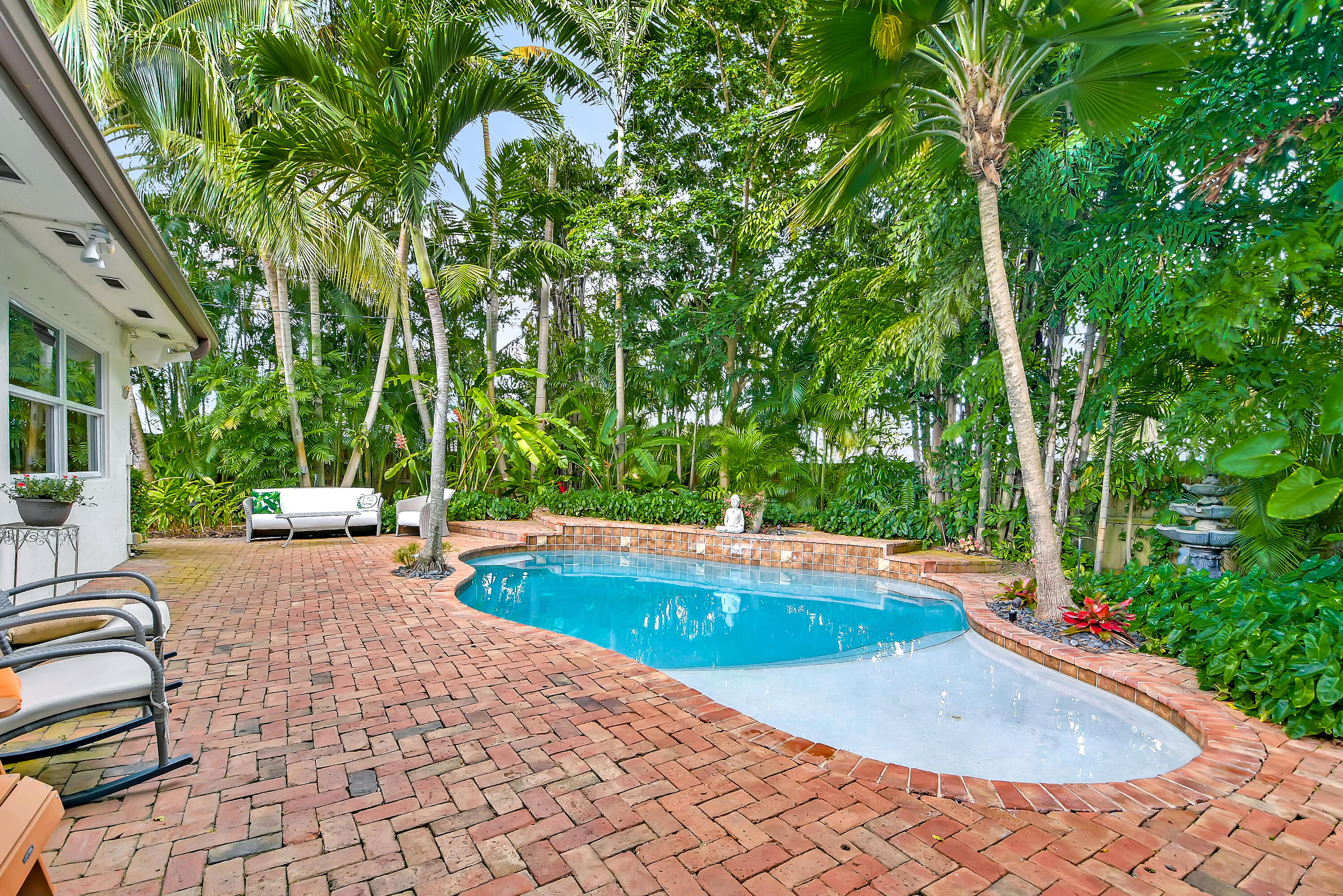 4201 Fillmore Street Hollywood, FL 33021 - Photo 4 of 27 Pool