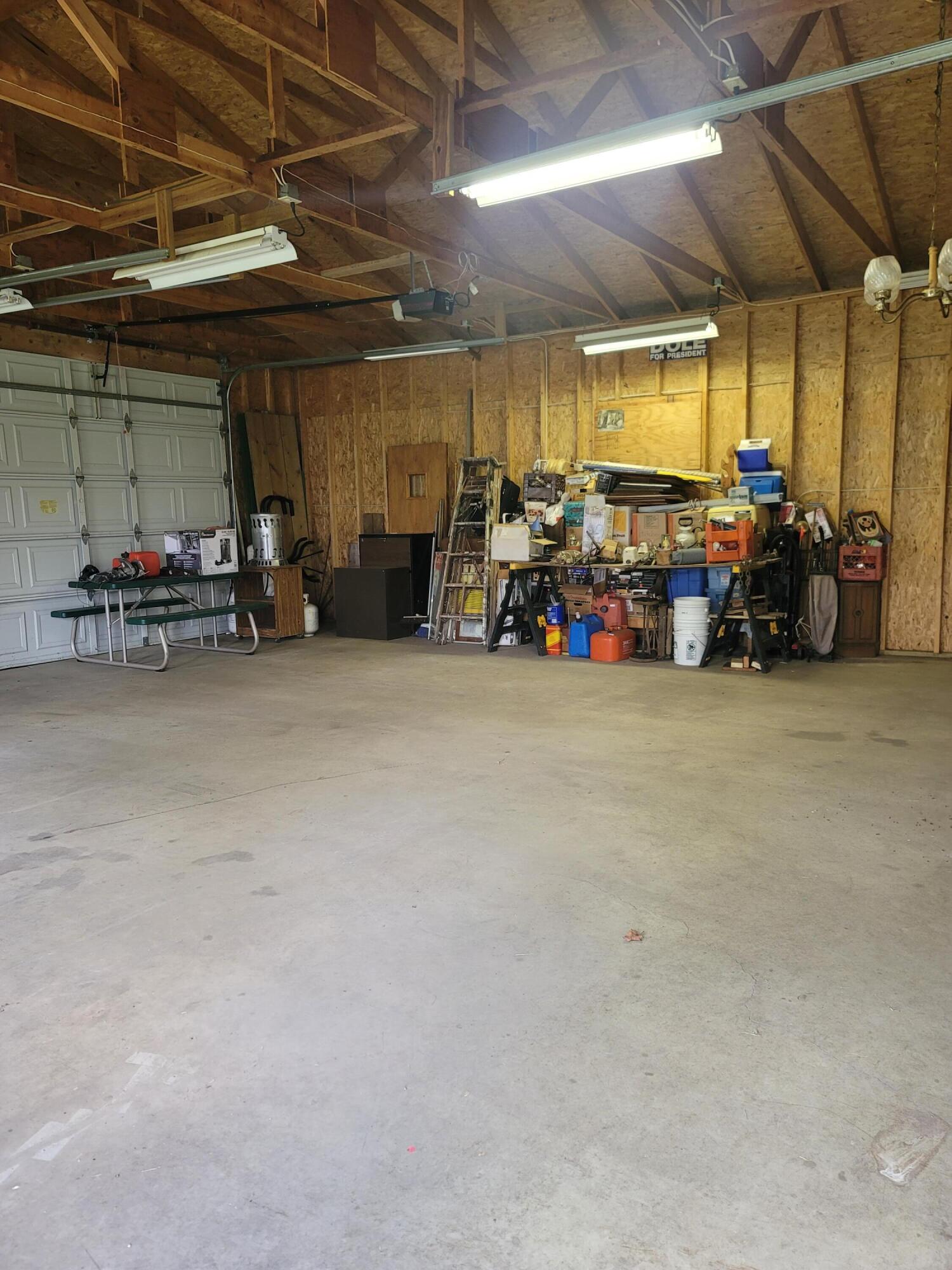 102 Wilmin Road Quincy, MI 49082 - Photo 16 of 23 20230429_104059