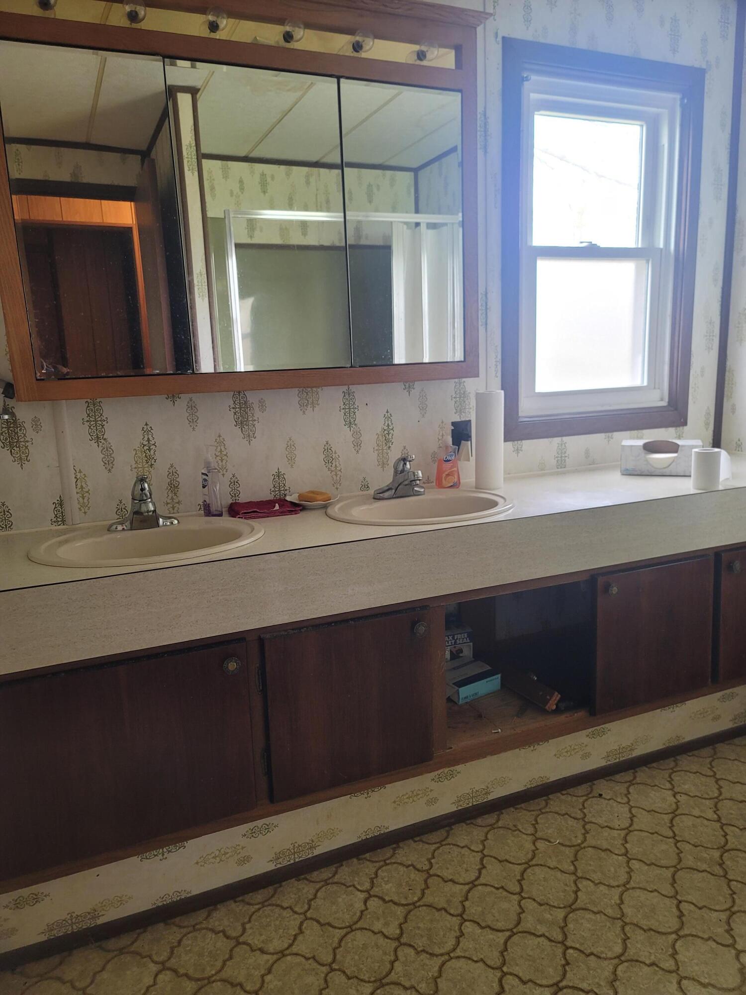 102 Wilmin Road Quincy, MI 49082 - Photo 10 of 23 20230429_104655