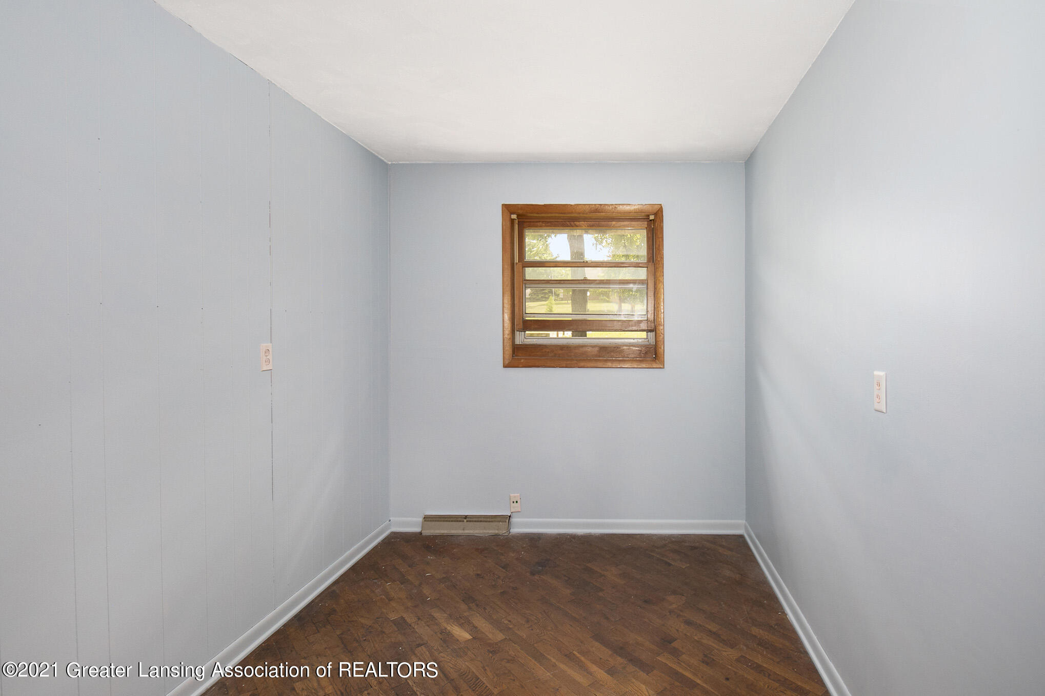 1460 East State Road Lansing, MI 48906 - Photo 12 of 26 Bedroom