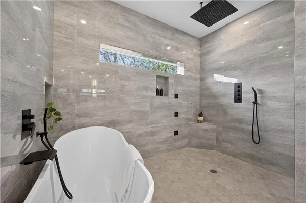 $975,000 | 120 Gwinnett Street, Buford, GA 30518