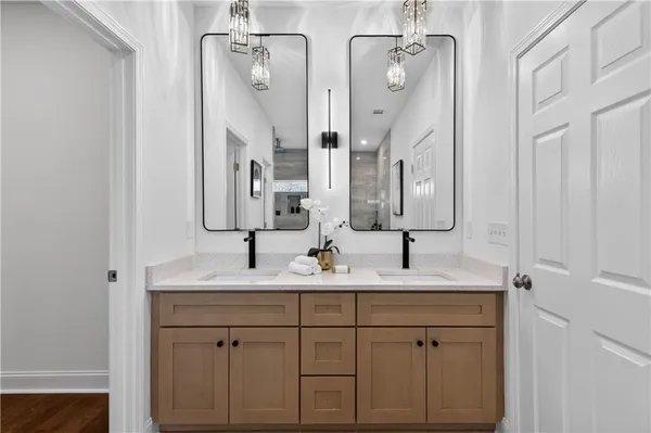 $975,000 | 120 Gwinnett Street, Buford, GA 30518