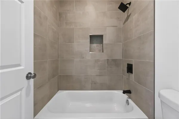 $975,000 | 120 Gwinnett Street, Buford, GA 30518