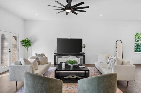 $975,000 | 120 Gwinnett Street, Buford, GA 30518