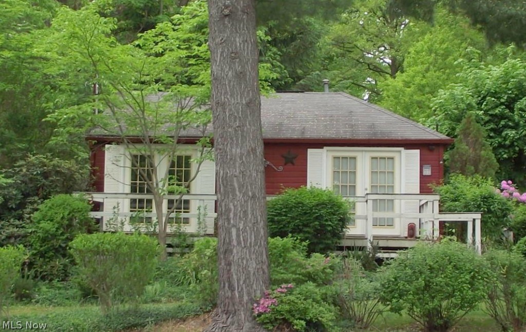 6829 Lakeview Road Hanoverton, OH 44423 - Photo 2 of 13 Gallery Image 2