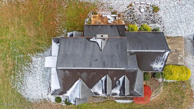 $735,000 | 203 Peoples Farm Road, Johnson City, TN 37601