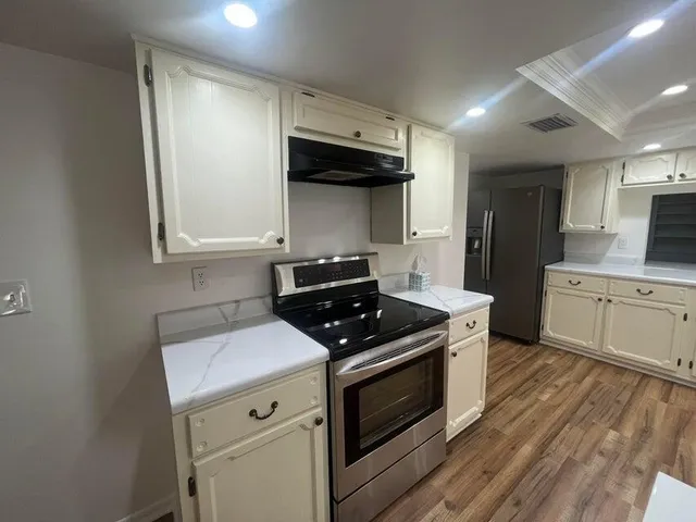 $3,500 | 115 36th Court, Vero Beach, FL 32968