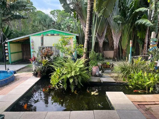 $3,500 | 115 36th Court, Vero Beach, FL 32968