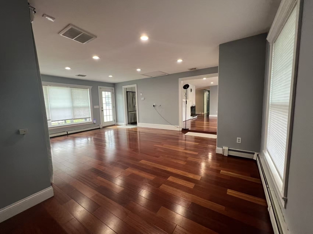 184 Richard Road Braintree, MA 02184 - Photo 8 of 21